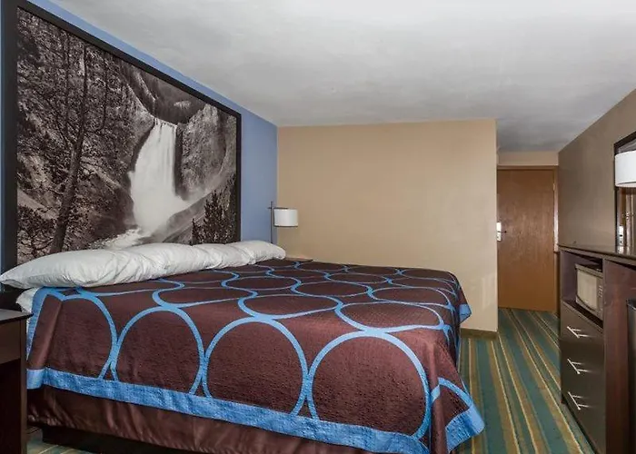 Super 8 By Wyndham 2* Douglas