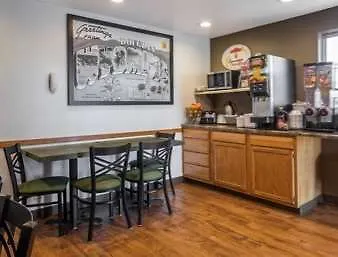 Super 8 By Wyndham