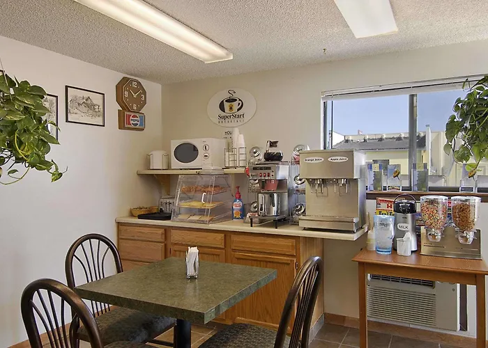 Super 8 By Wyndham