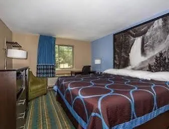 Hotel Super 8 By Wyndham 2*